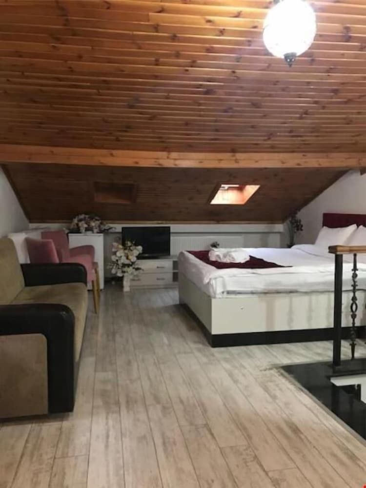 undefined Taksim Sem House 10