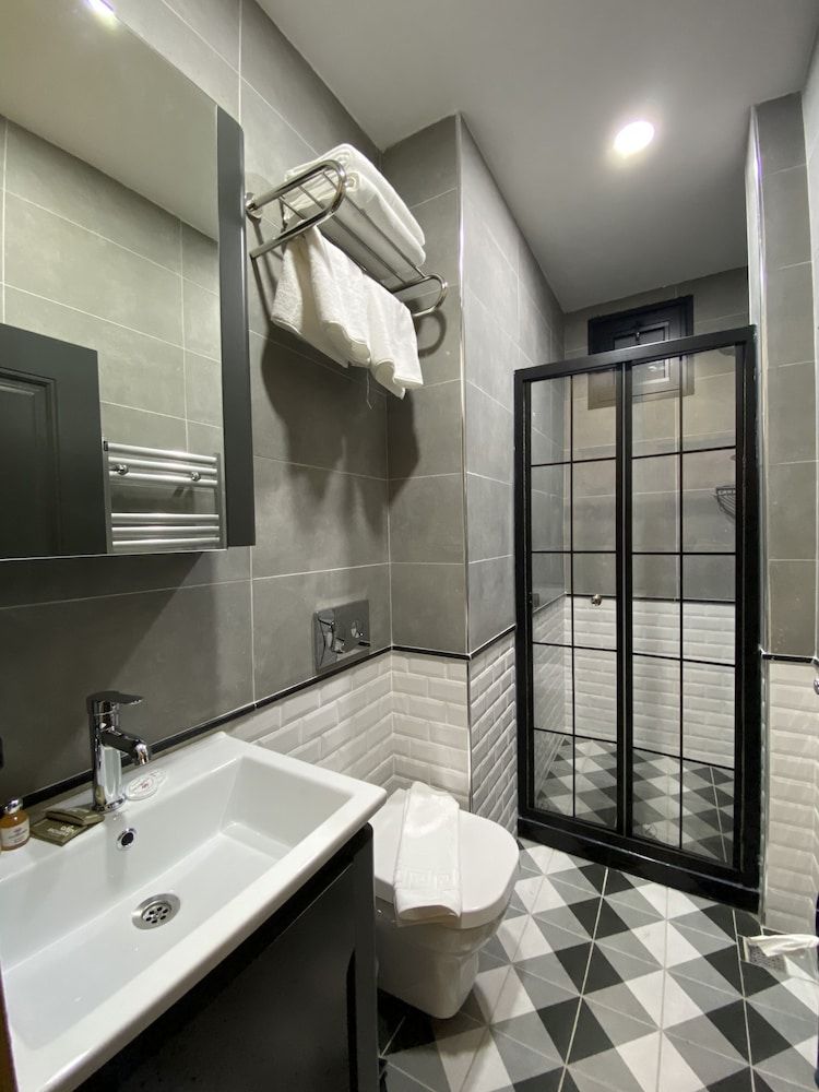 undefined Confores Hotel 9