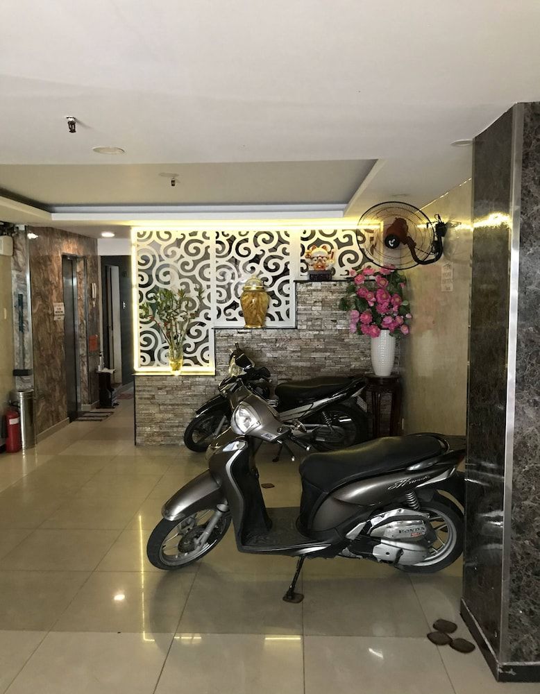 undefined Hoang Yen Nhi Hotel 10