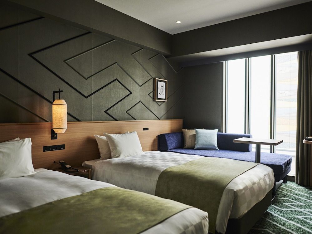Connecting Room - Non Smoking (5 adults 1twn room & 1twn room with sofa Bed)