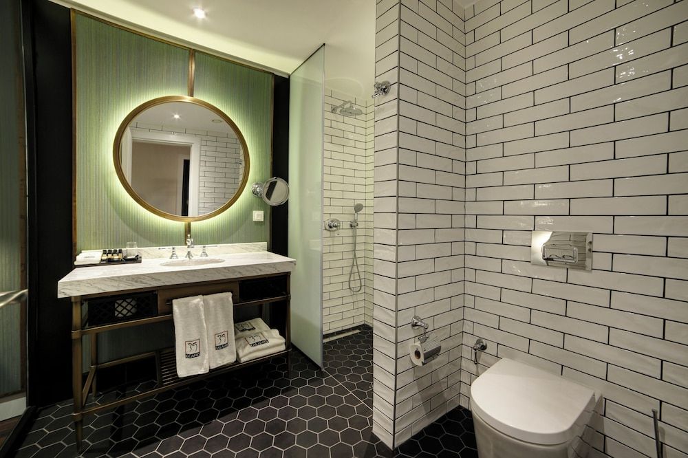 39 Kalamis Marina Hotel Deluxe Room 9