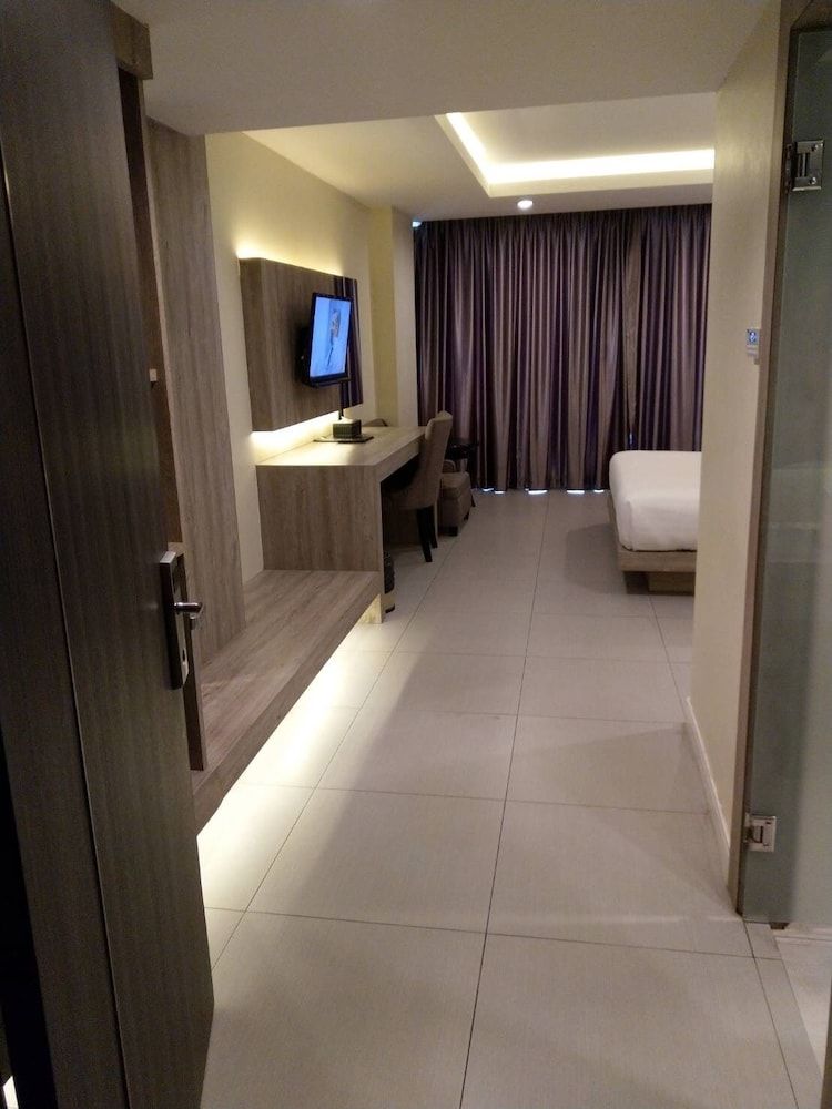 Hermann Hotel Pattaya Urban Twin Room 9
