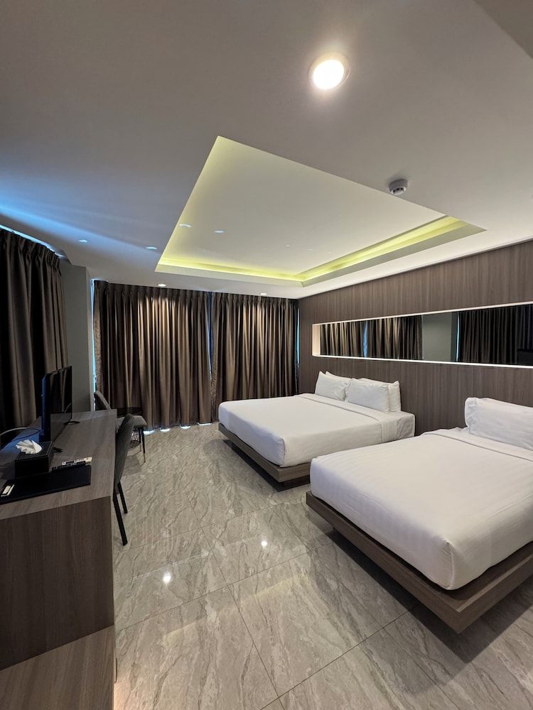 Ocean Triple Room