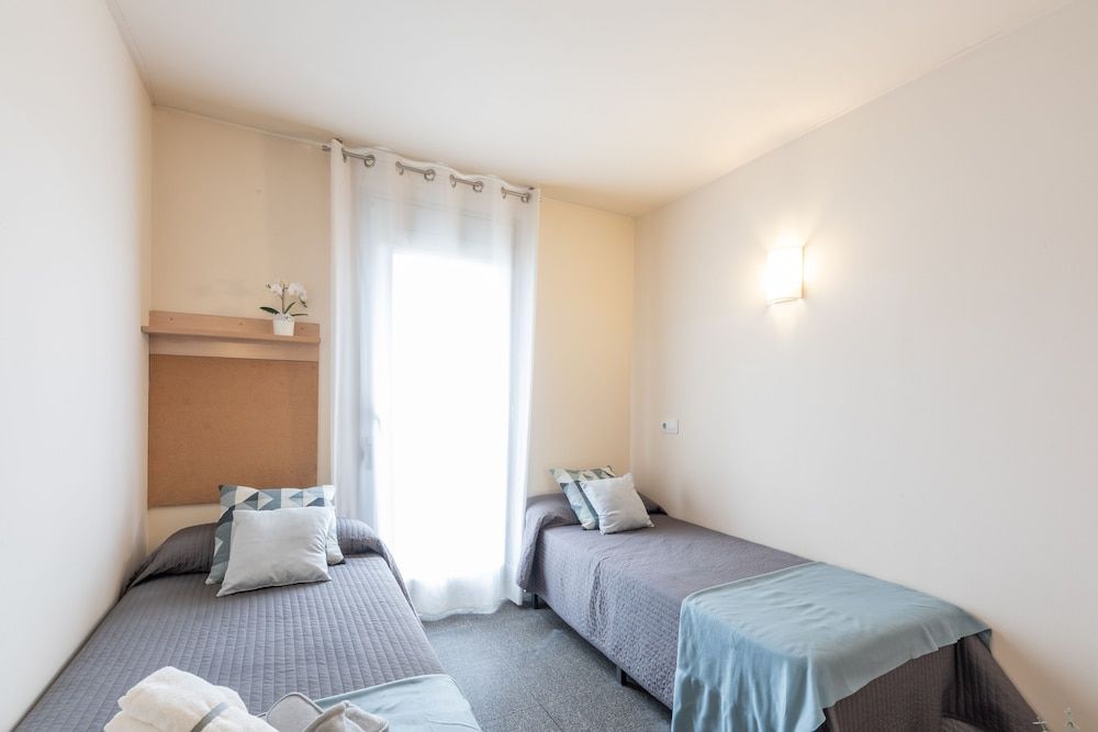 undefined Residencia Universitaria Resa Campus del Mar 3