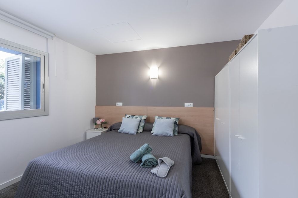 undefined Residencia Universitaria Resa Campus del Mar