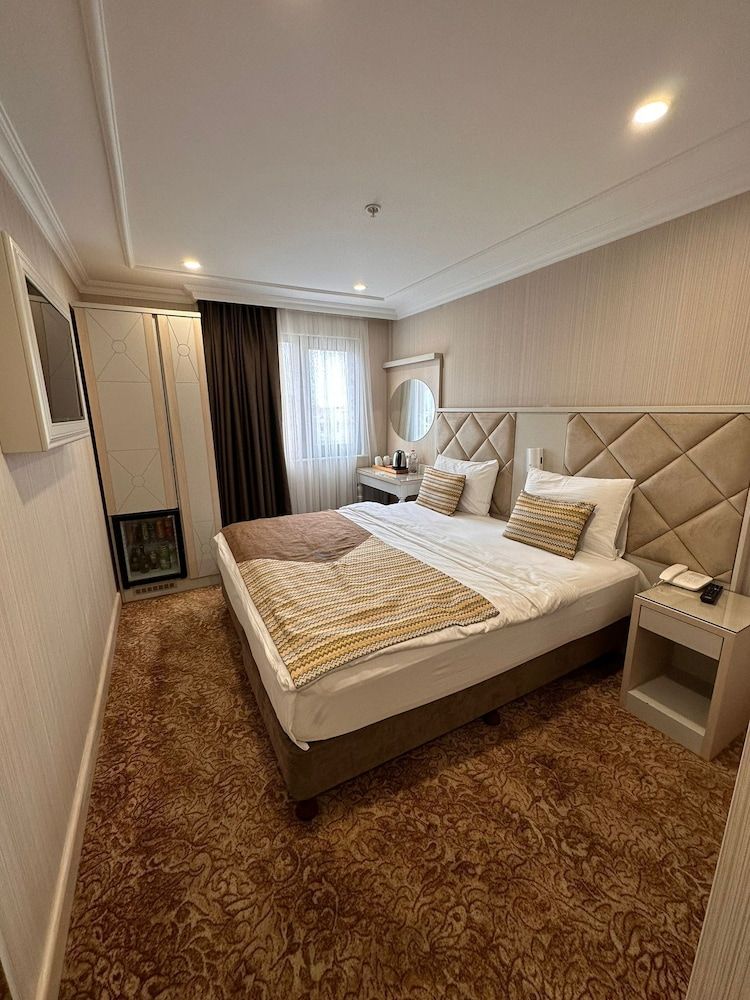 Alpinn Hotel DUE Superior Double Room 4