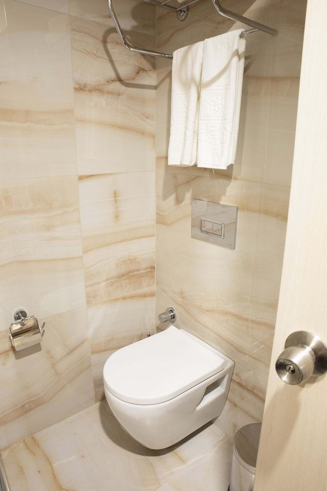 Alpinn Hotel DUE Superior Double Room 7