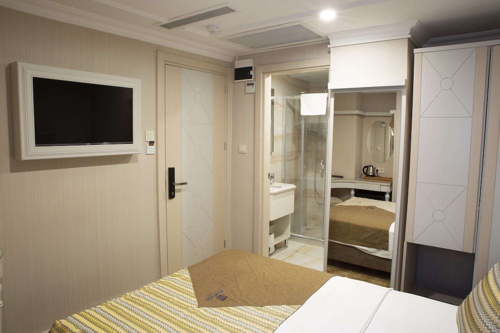 undefined Alpinn Hotel DUE 4