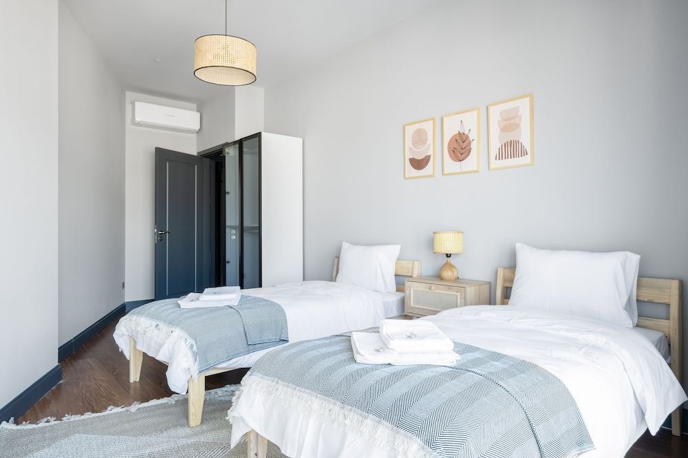 Benesta Residence by NewInn Design Apartment, 2 Bedrooms 7