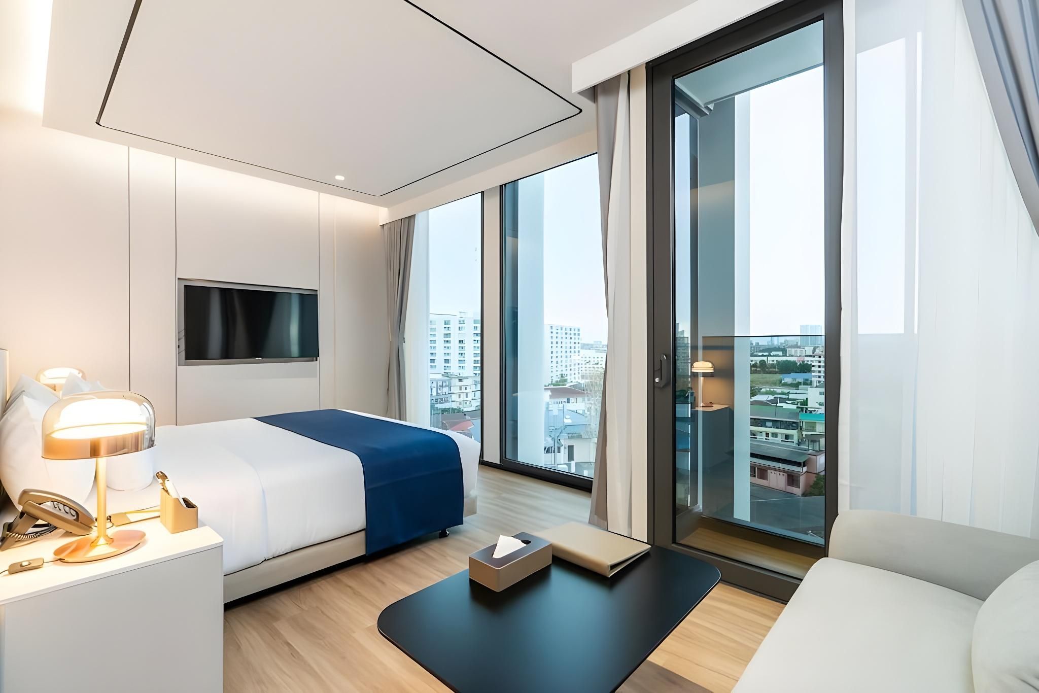 Premier City View King