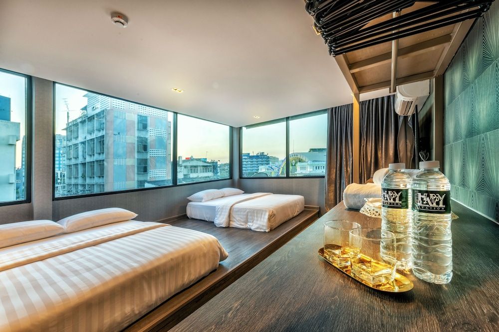 Happy Station Bangkok Family Room, Private Bathroom 8