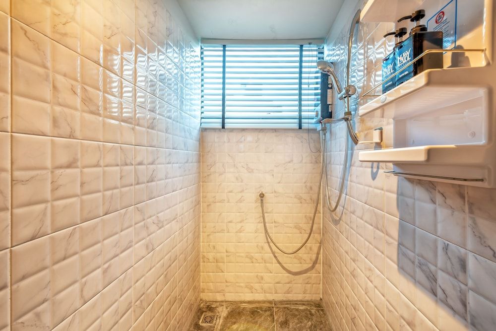 Happy Station Bangkok Family Room, Private Bathroom 15