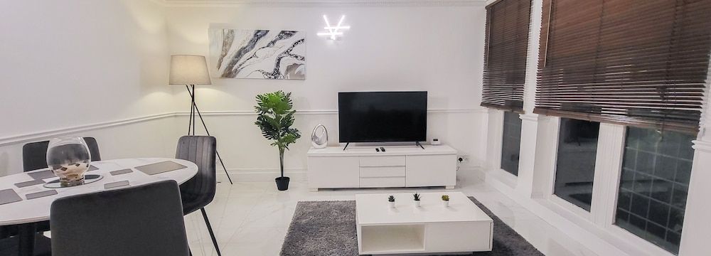 undefined Canary Wharf - Colt Street 10