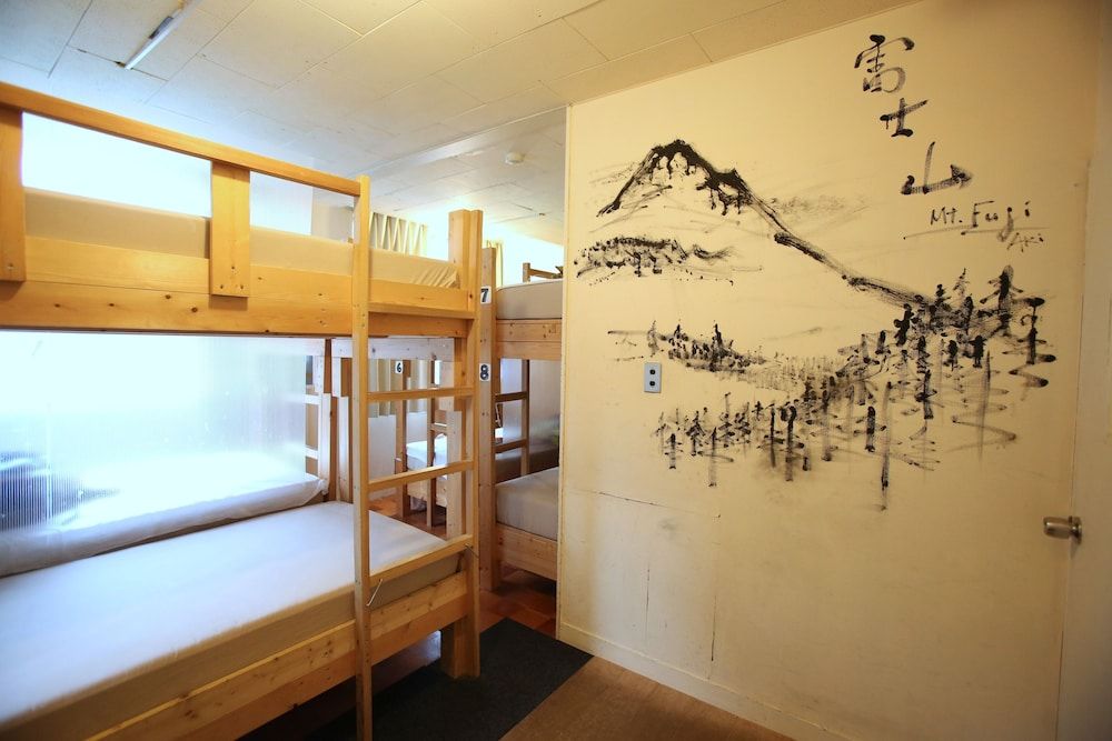 Yadoya Guesthouse Green - Hostel Basic Shared Dormitory (Male and Female Guest Mixed) 4