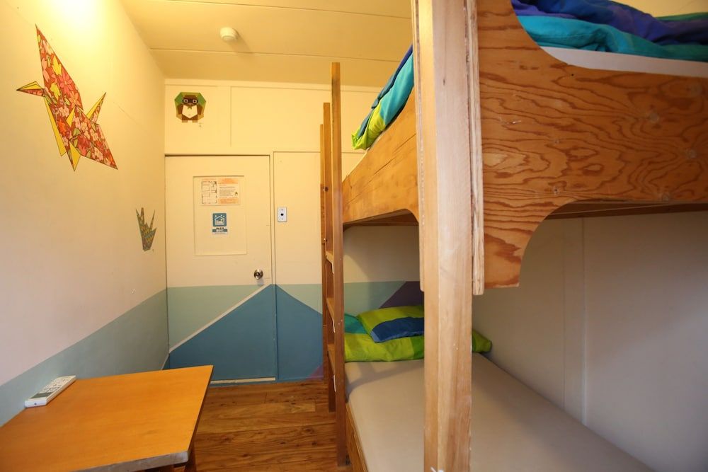 Yadoya Guesthouse Green - Hostel Basic Twin Room (3) 5