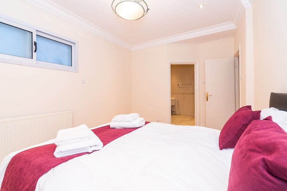 undefined PML Apartments Elvaston Mews 4