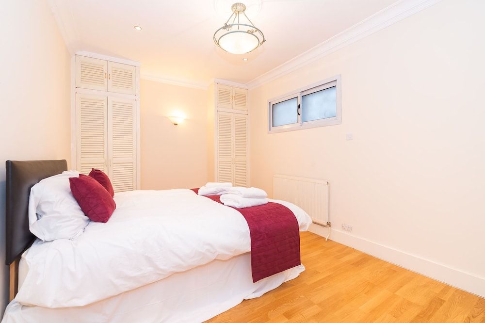 undefined PML Apartments Elvaston Mews 3