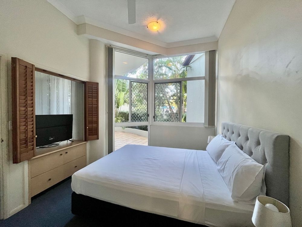 Surf Parade Resort 1 Bedroom Budget Garden View Spa Apartment