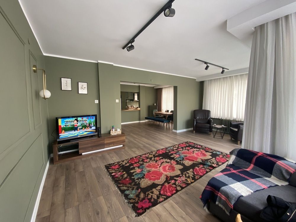 undefined AliceBNB 2