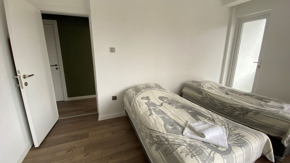 undefined AliceBNB 8