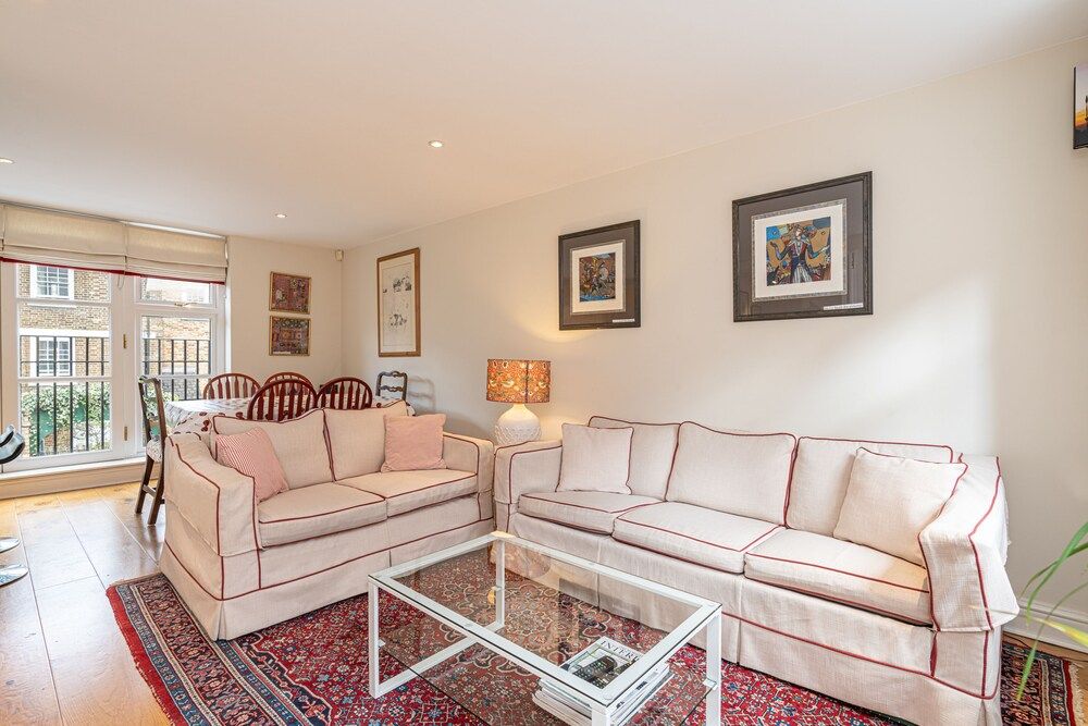 JOIVY Lovely 2bed House in Wandsworth w/ Backyard Patio House (2 Bedrooms) 16