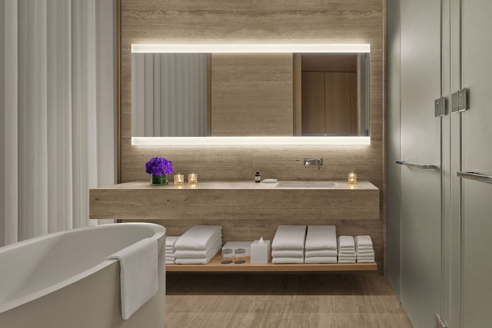 The Dubai EDITION Room, 1 King Bed, Balcony 4