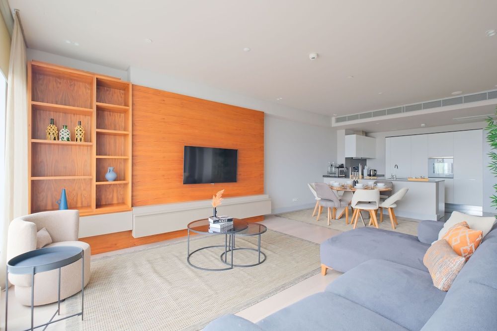 undefined Quasar by NewInn 9