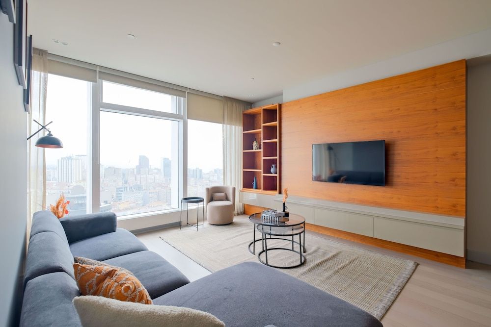 undefined Quasar by NewInn 4