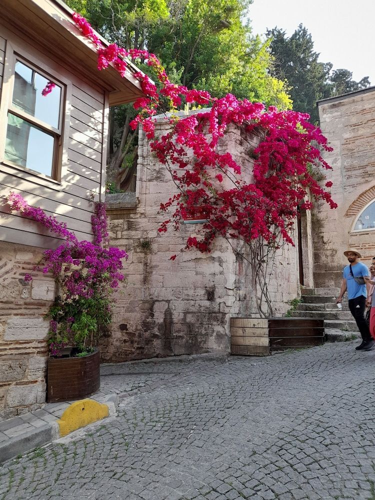 undefined Emirhan Guest House & Suites 9