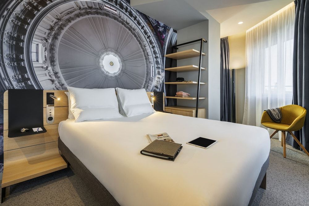 undefined Novotel Belleville Paris 20 7