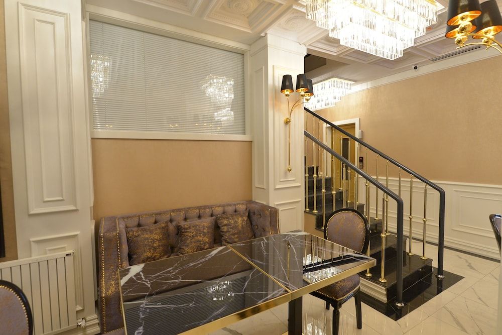 undefined Santra Hotel 6