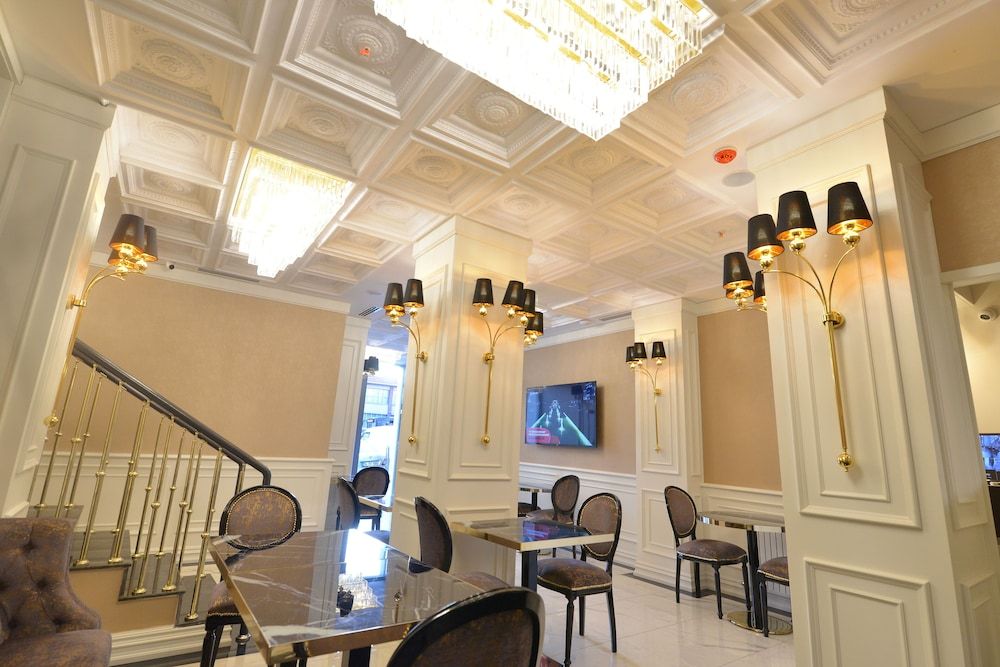 undefined Santra Hotel 9