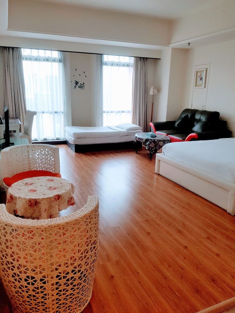 Famous Service Suites at Times Square