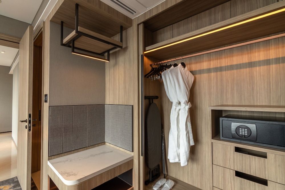 undefined Carlton Hotel Bangkok Sukhumvit 6