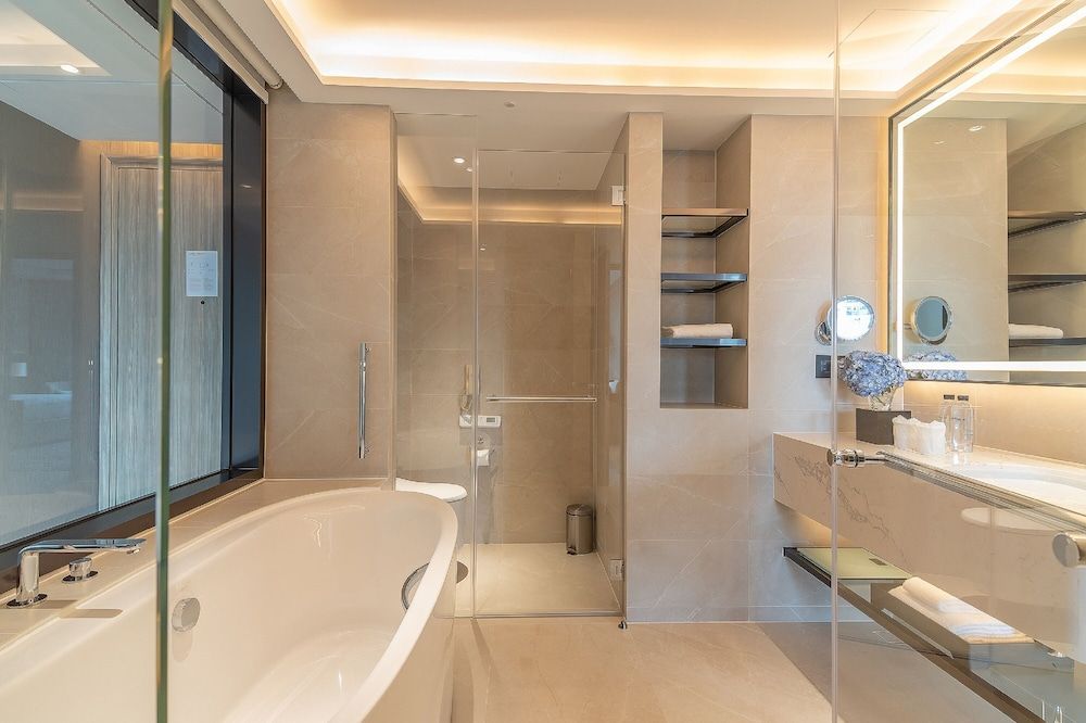 undefined Carlton Hotel Bangkok Sukhumvit 7