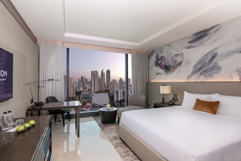 undefined Carlton Hotel Bangkok Sukhumvit 8