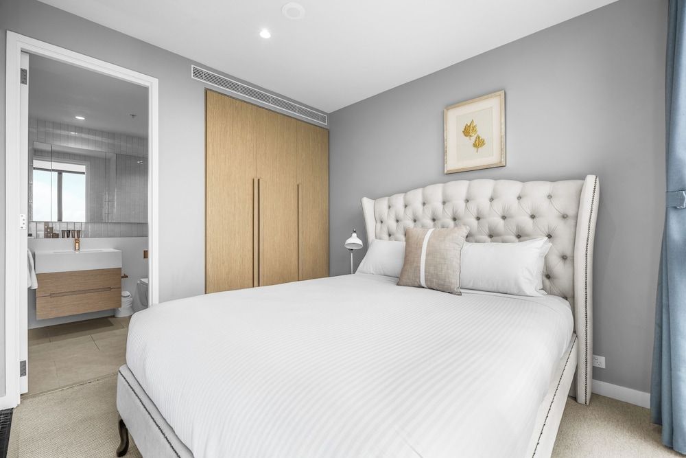 undefined Collins House Apartments by CLLIX 9