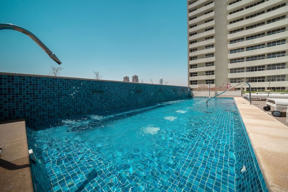 undefined HiGuests - Tower 108 2