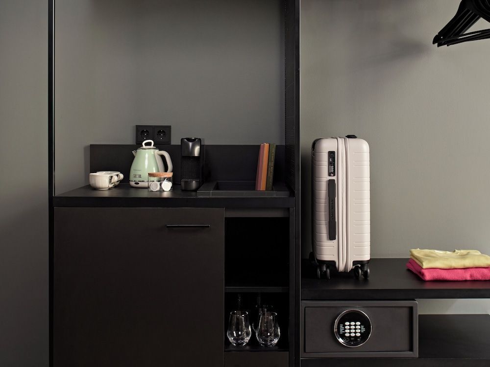 Numa Berlin Sketch Medium Room 8