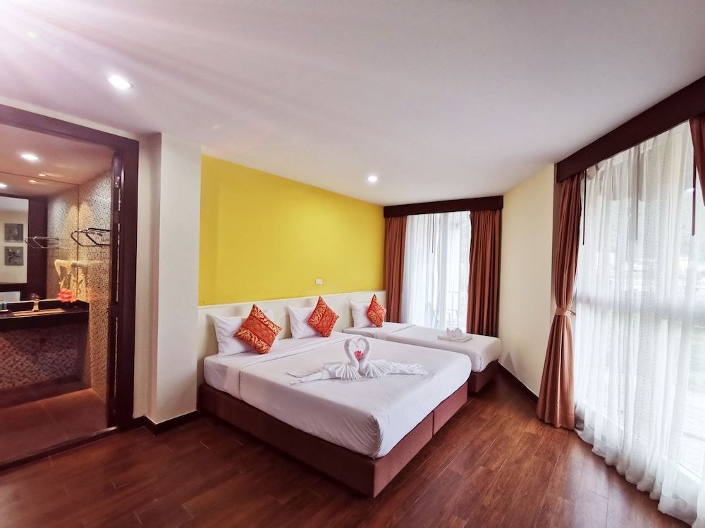 undefined Paksaa Boutique Hotel Patong Phuket 4