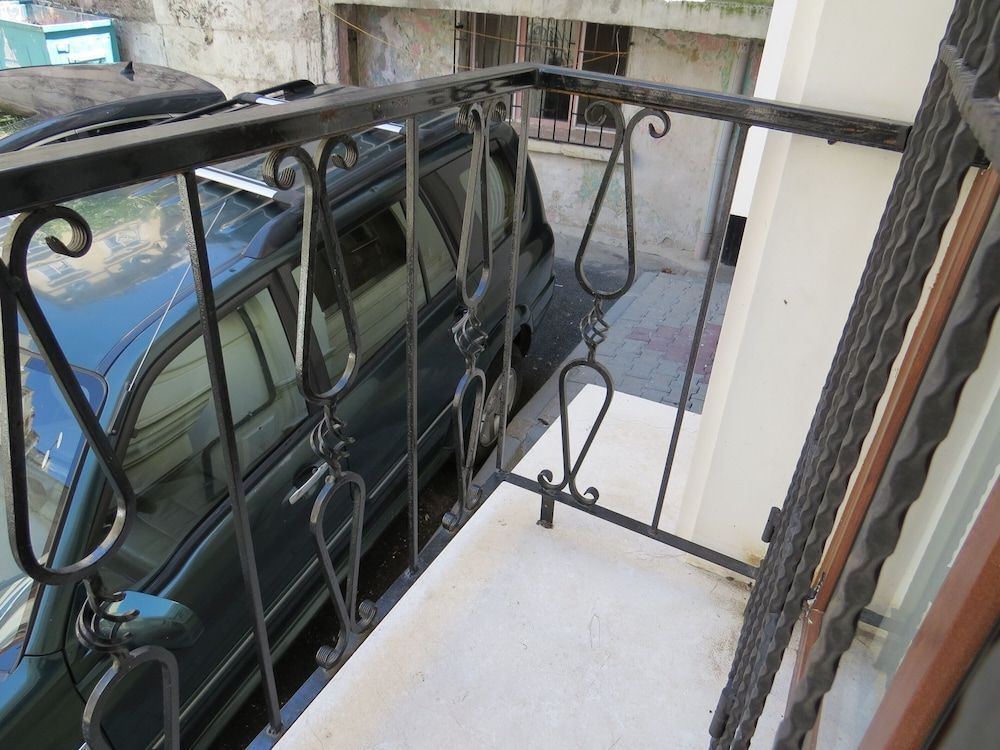 Istanberry - Paradise Apartments Deluxe Apartment, Terrace, Ground Floor 12