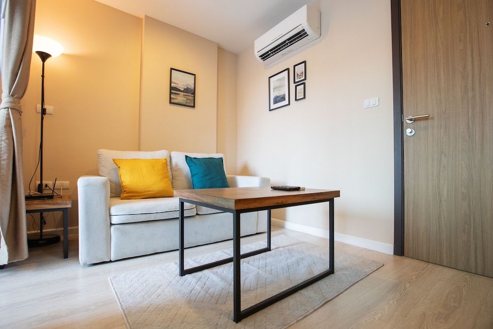 Near BK University Quiet Condo in Rama4 bkb131 Comfort Apartment, 1 Bedroom 12