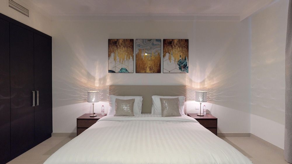 undefined Lux BnB Dubai Creek Residences 7