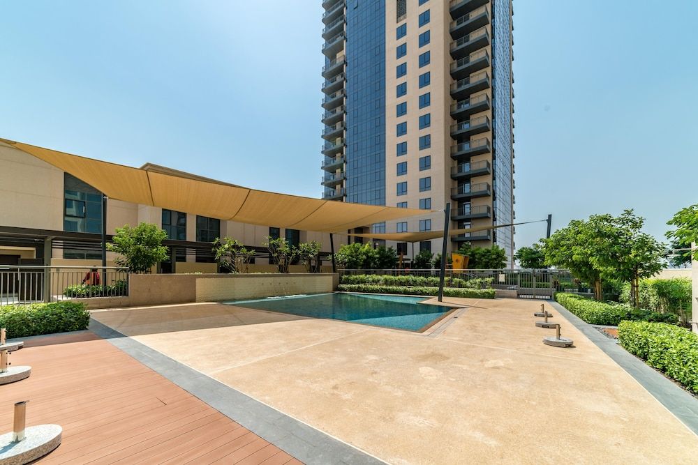undefined Lux BnB Dubai Creek Residences 3