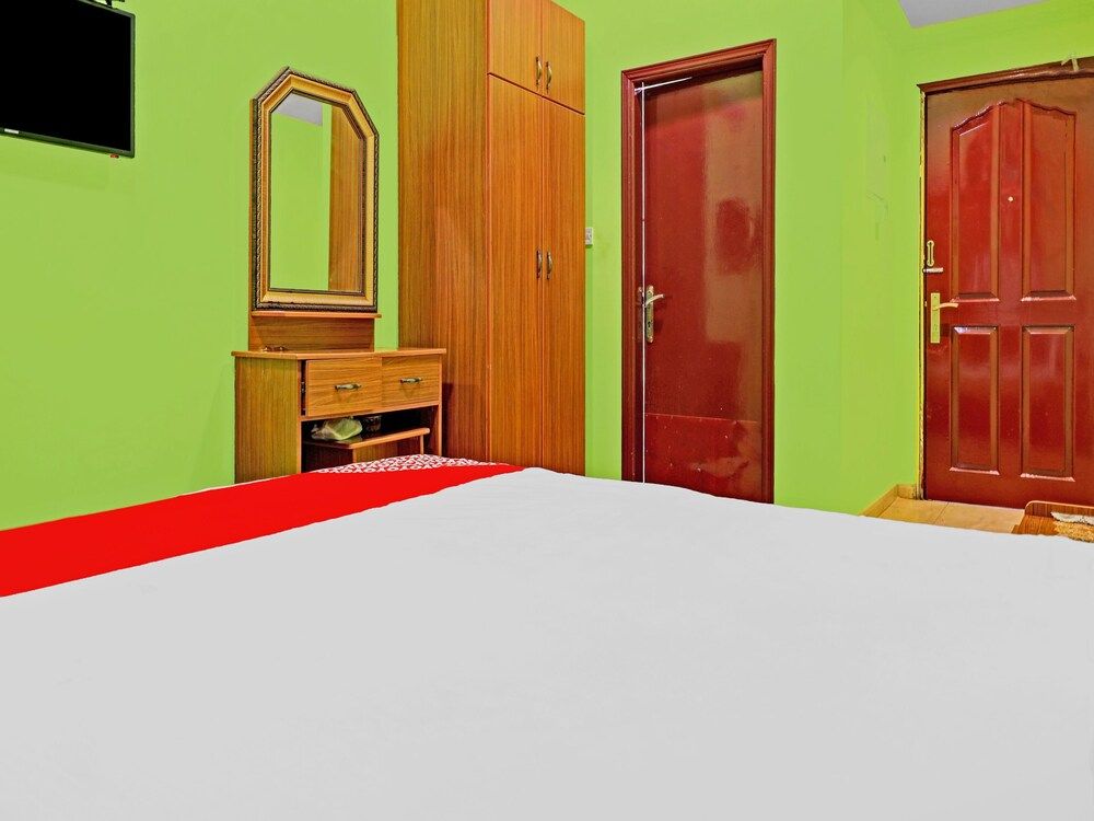 undefined OYO 797 City Relax Hotel 8