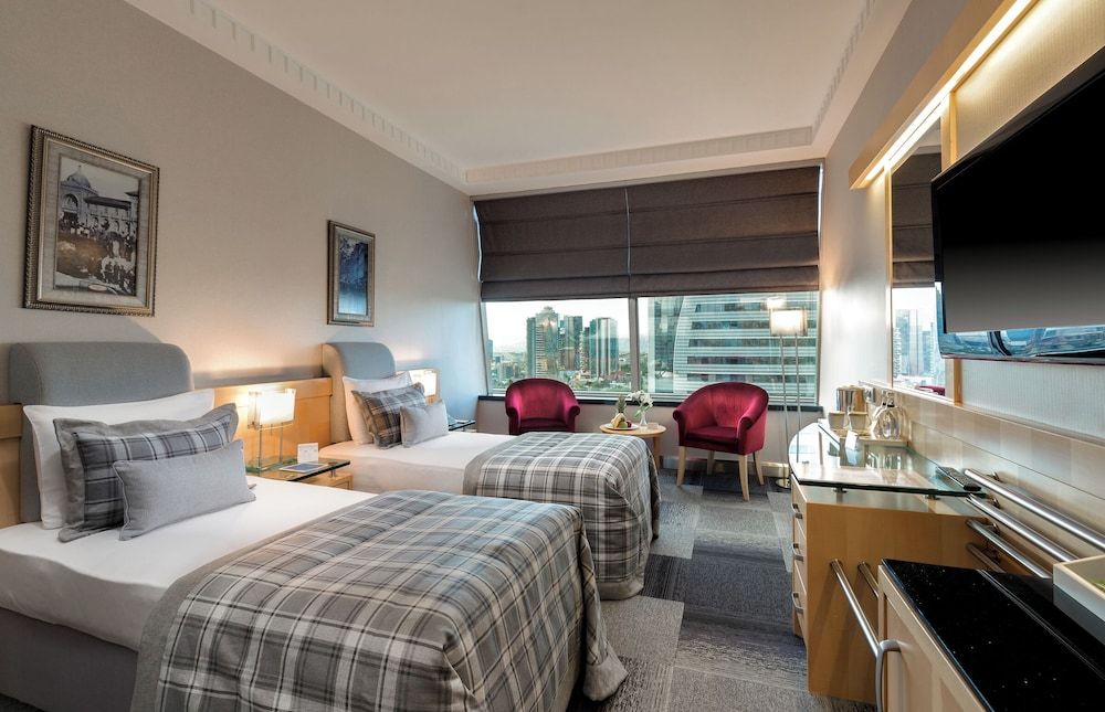 undefined Metropolitan Hotels Ankara 3