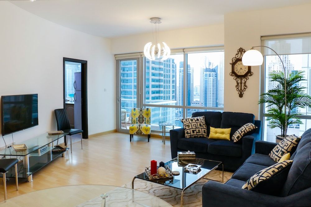 undefined R&H La Riviera 9