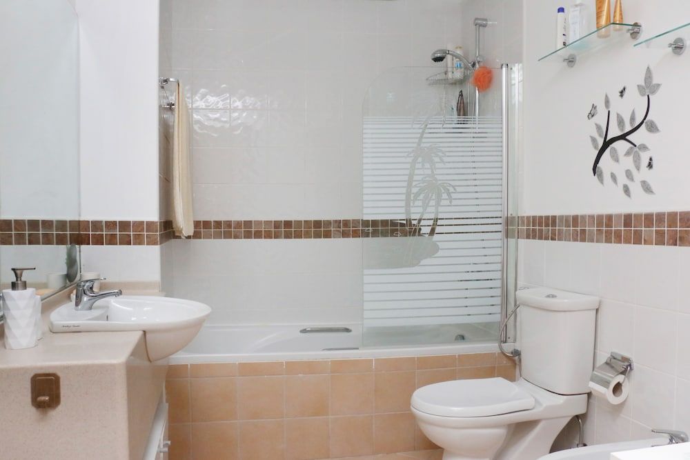 R&H La Riviera Apartment, 2 Bedrooms 8