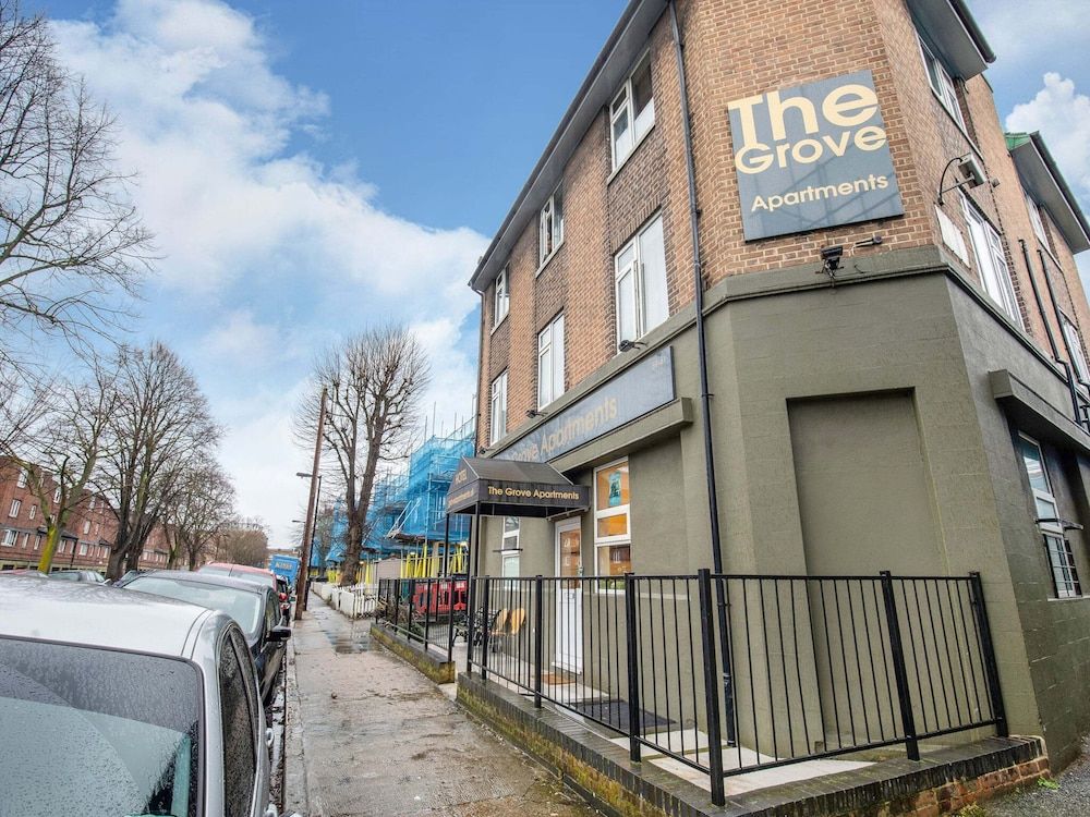 Lovely Studio in London With Patio