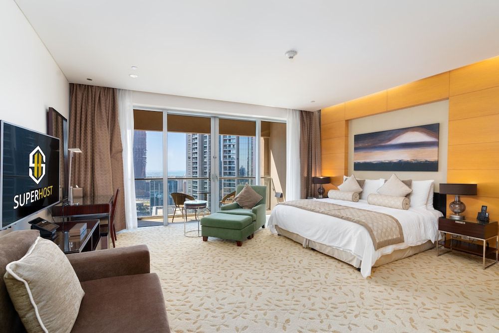 undefined SuperHost - Address Dubai Mall - Comfy Studios 4